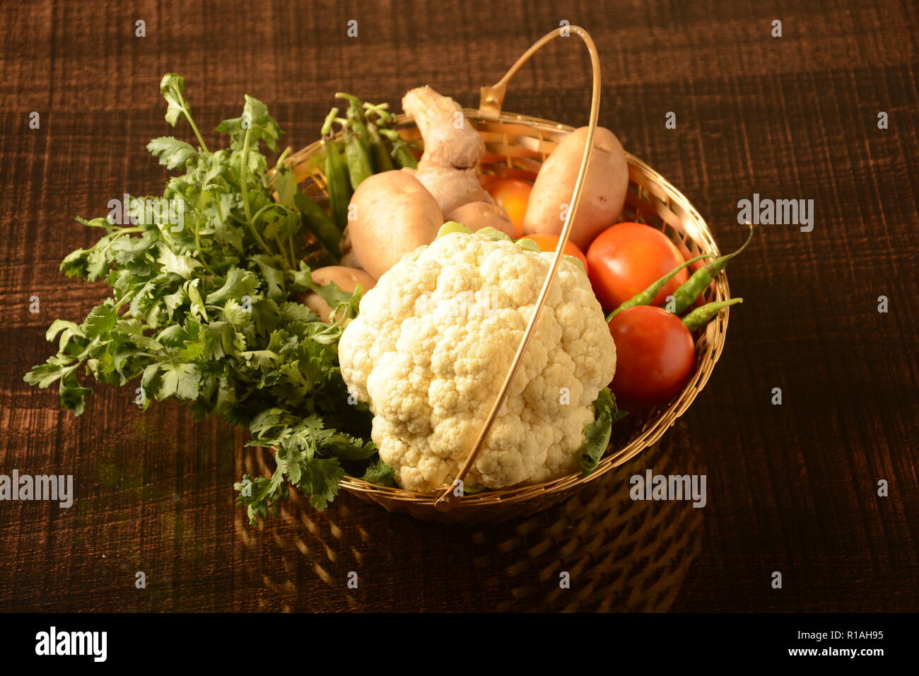 Farm vegetables in the basket. Vegetable fresh garden Stock Photo - Alamy