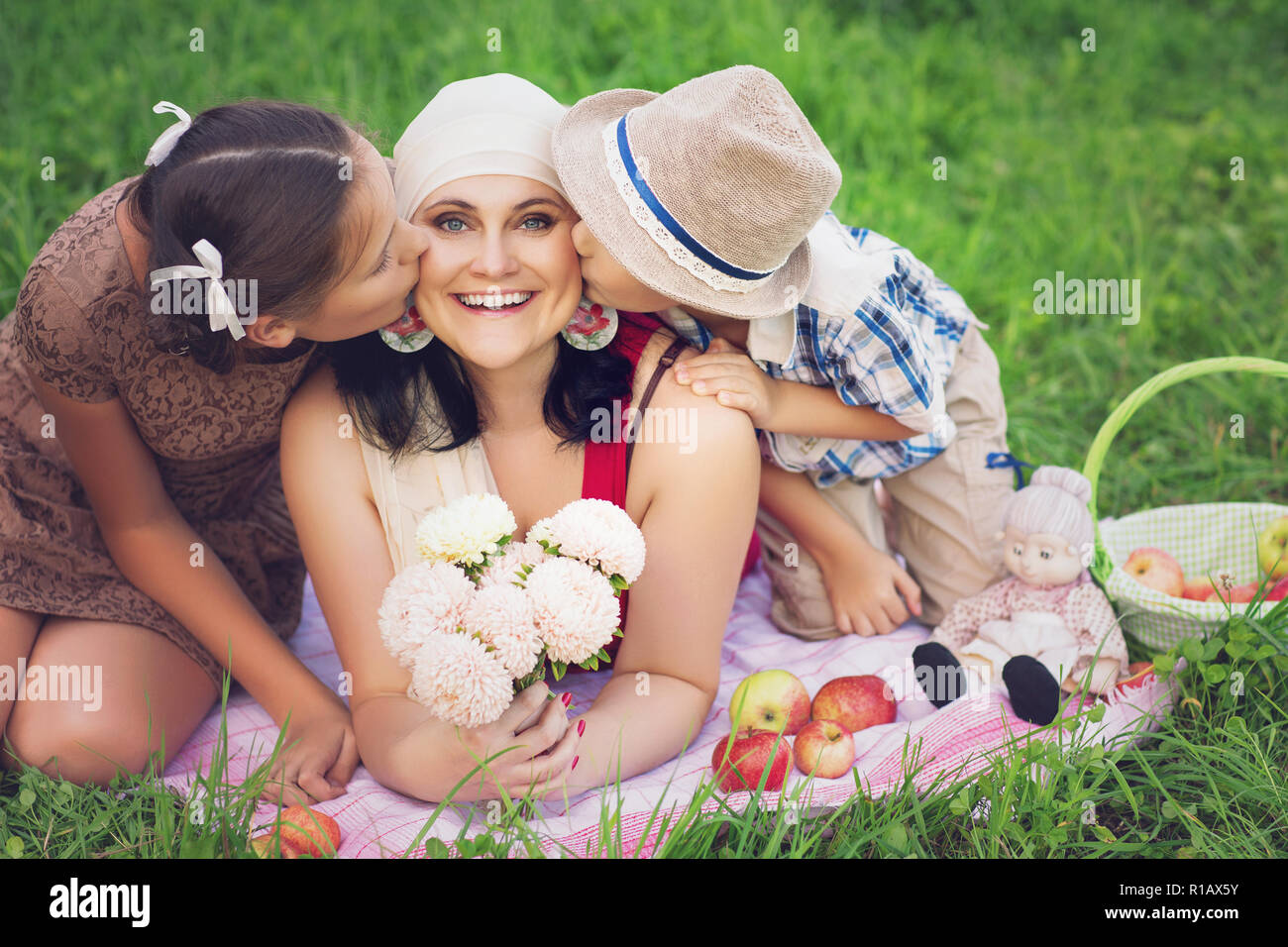 Picnic at outdoor two boy hi-res stock photography and images - Alamy