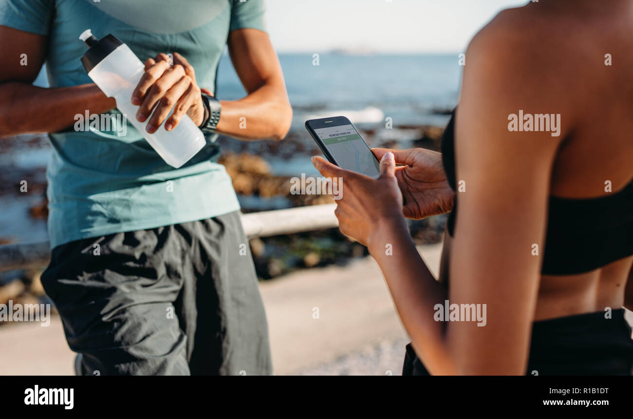Man looking woman after street hi-res stock photography and images - Alamy