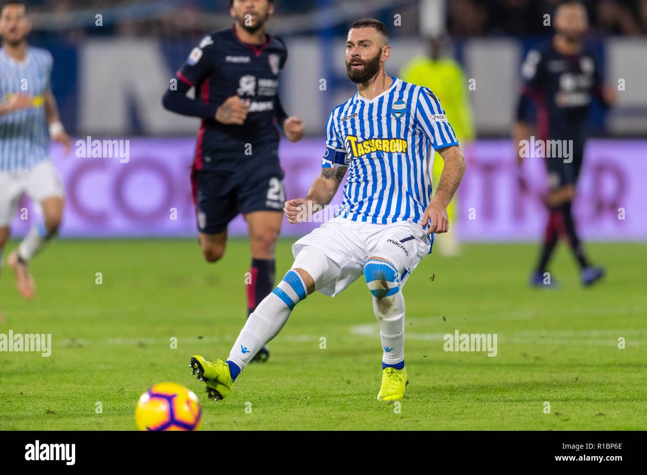 Ferrara, Italy. 18th May, 2017. Serie B Trophy Football/Soccer : Italian Serie  B match between SPAL 2-1 FC Bari at Stadio Paolo Mazza in Ferrara, Italy .  Credit: Maurizio Borsari/AFLO/Alamy Live News