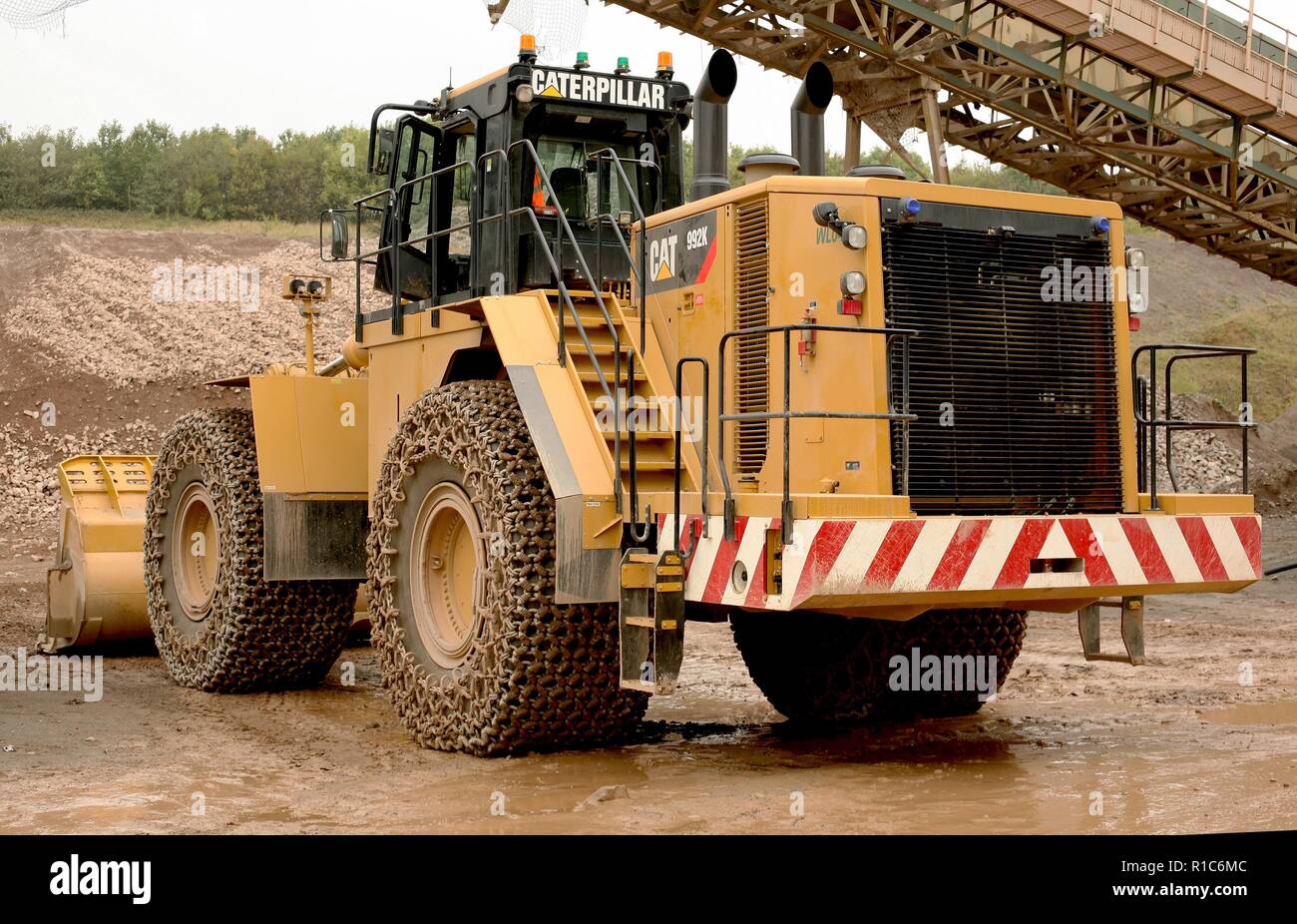 A Caterpillar Wheeled loading shovel working in a quarry in