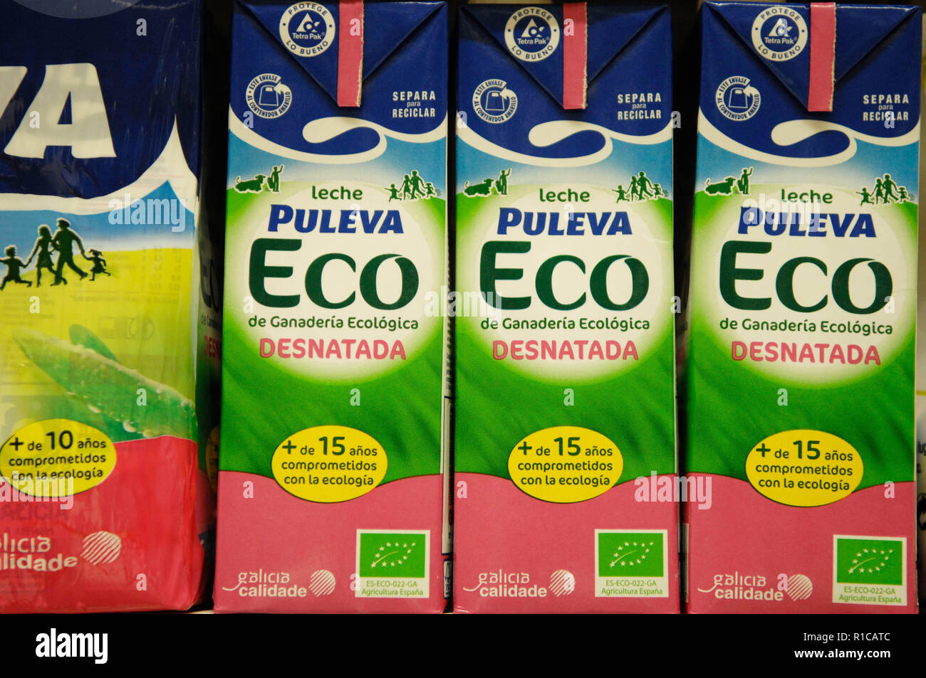 LECHE PULEVA ECO SEMIDESNATADA BRIK 1 LT