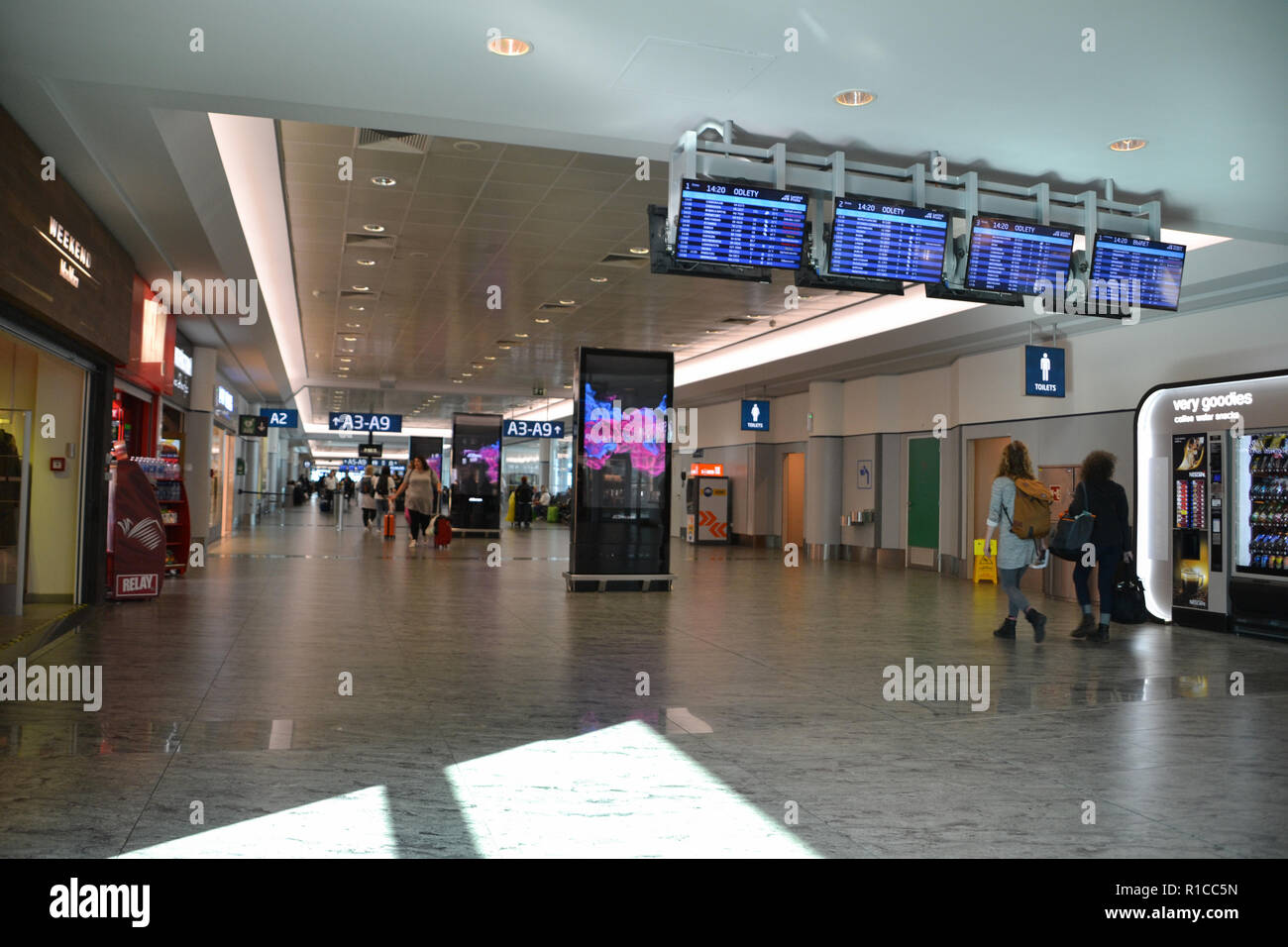 Prague airport hi-res stock photography and images - Alamy