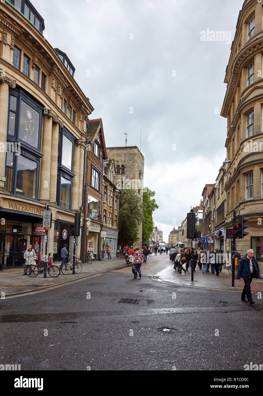 OXFORD, ENGLAND – MAY 15, 2009: The view of Cornmarket street in the gloomy cloudy day after the rain. Oxford. England. Stock Photo