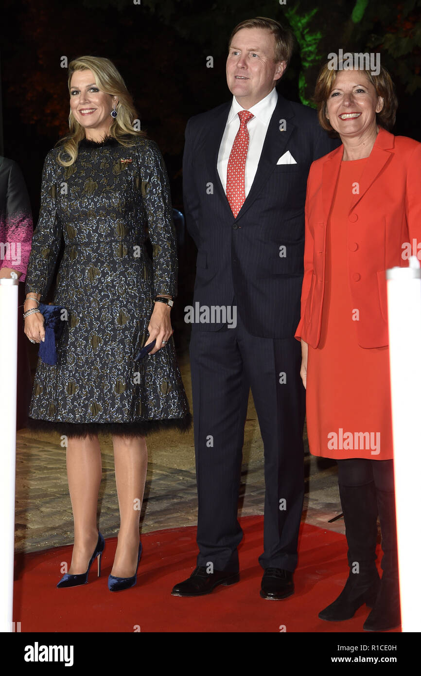 His Majesty King Willem-Alexander and Her Majesty Queen Maxima paid a working visit to the German federal states of Rhineland-Palatinate and Saarland.  Featuring: King Willem-Alexander, Queen Maxima, Malu Dreyer Where: Mainz, Germany When: 10 Oct 2018 Credit: WENN.com  **Only available for publication in UK, USA, Germany, Austria, Switzerland** Stock Photo