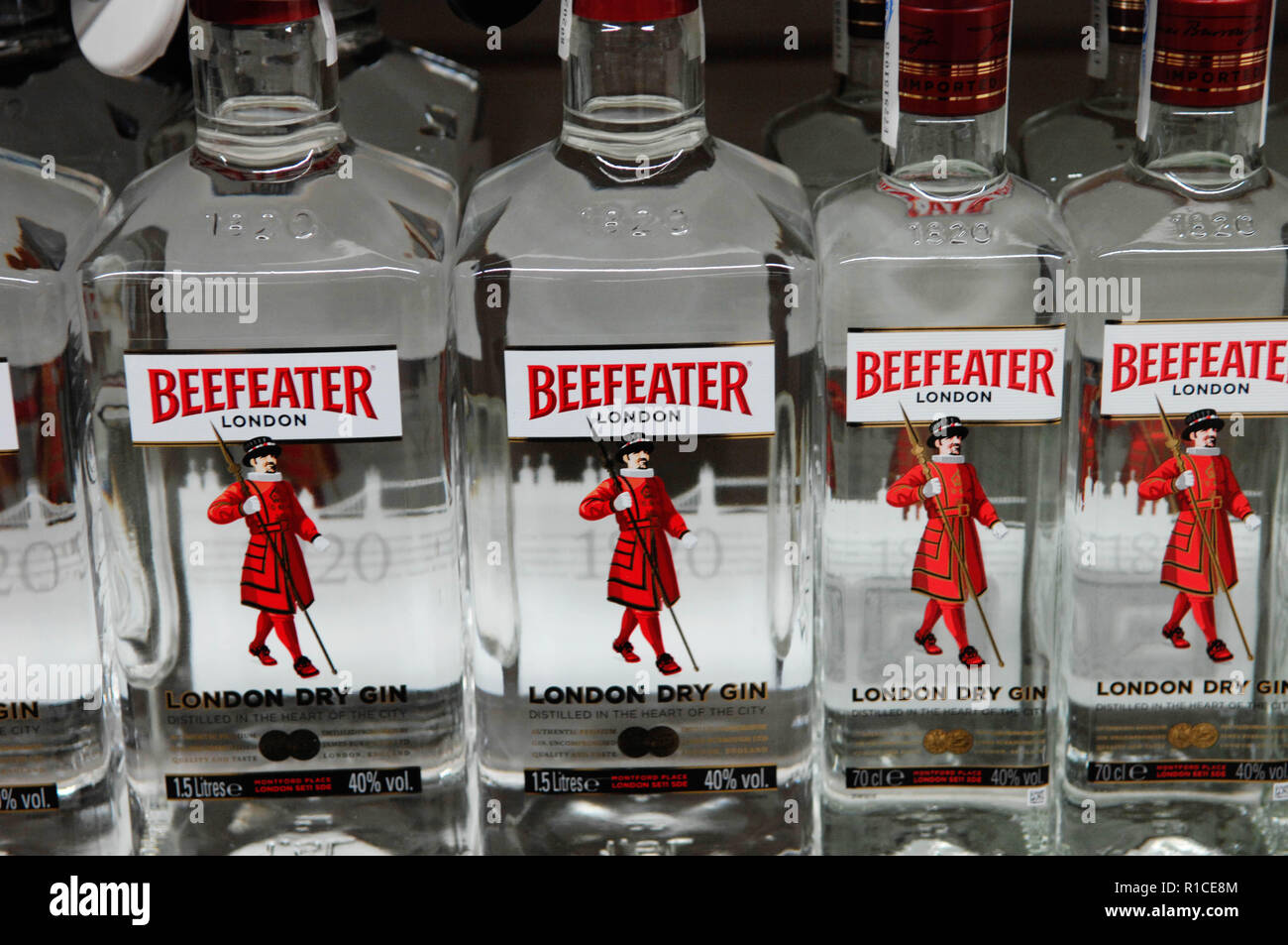 Beefeater gin hi-res stock photography and images - Alamy