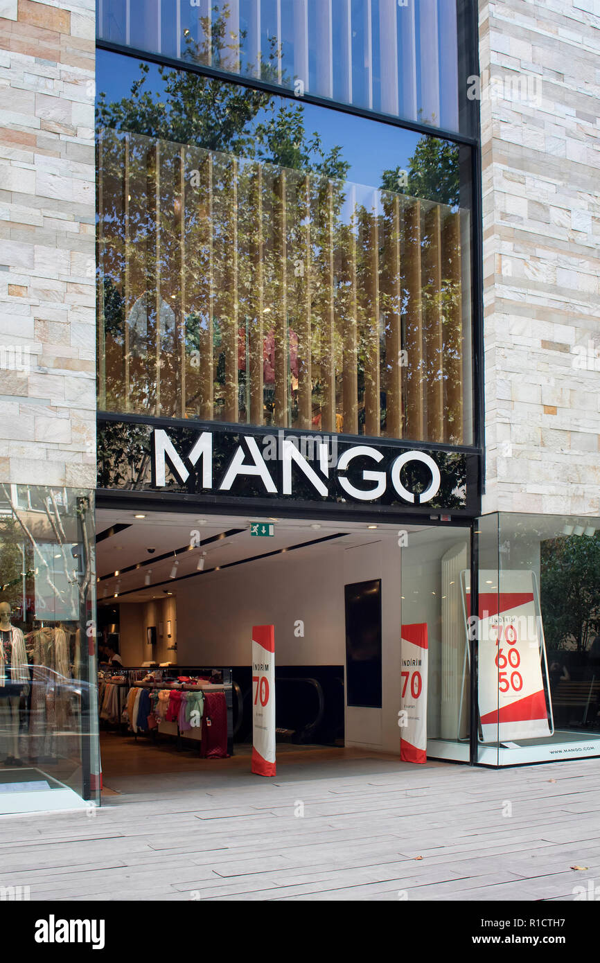 Store entrance of a Spanish clothing design and manufacturing company. The  image is captured on Bagdat Avenue of Kadikoy district located on Asian sid  Stock Photo - Alamy