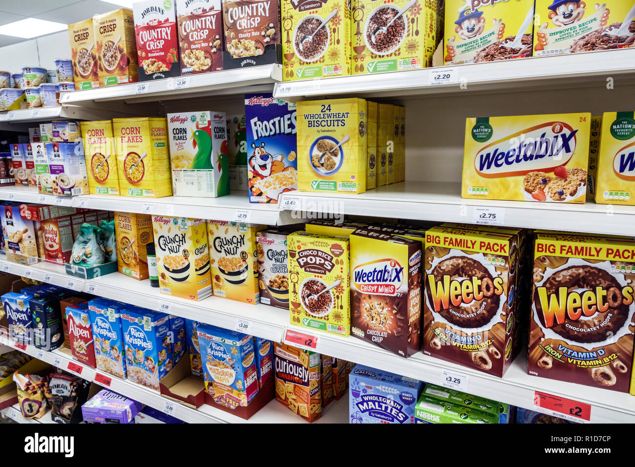 London England,UK,Lambeth South Bank,Sainsbury's grocery supermarket convenience store,breakfast cereal,display,Weetabix,corn flakes,Kellogg’s,boxes,U Stock Photo