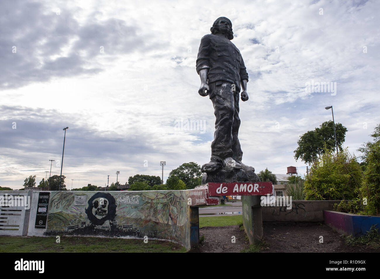 Ernesto 'Che' Guevara: The Full Story Of The Revolutionary Icon