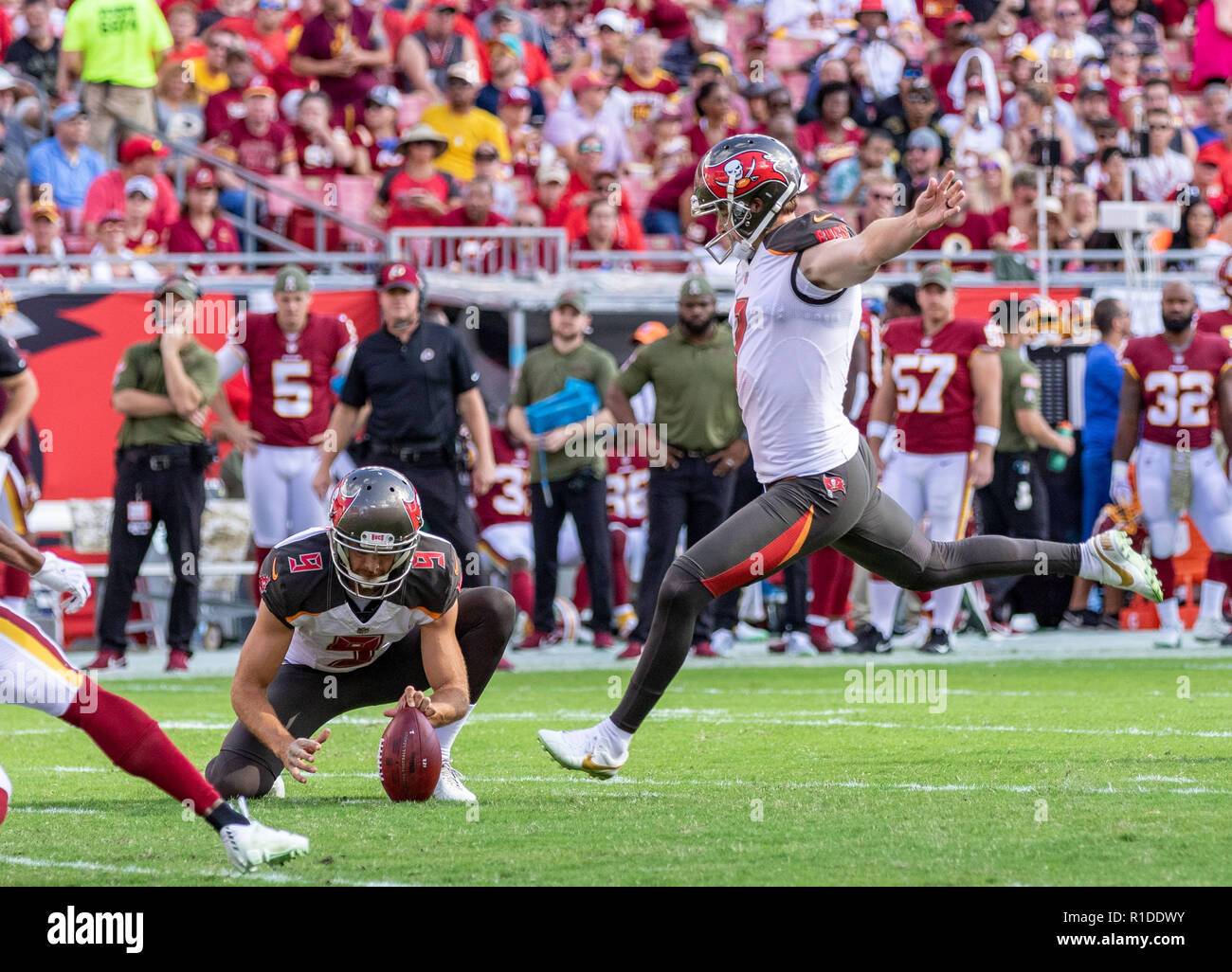 Tampa, Florida, USA. 11th Nov, 2018. Tampa Bay Buccaneers kicker
