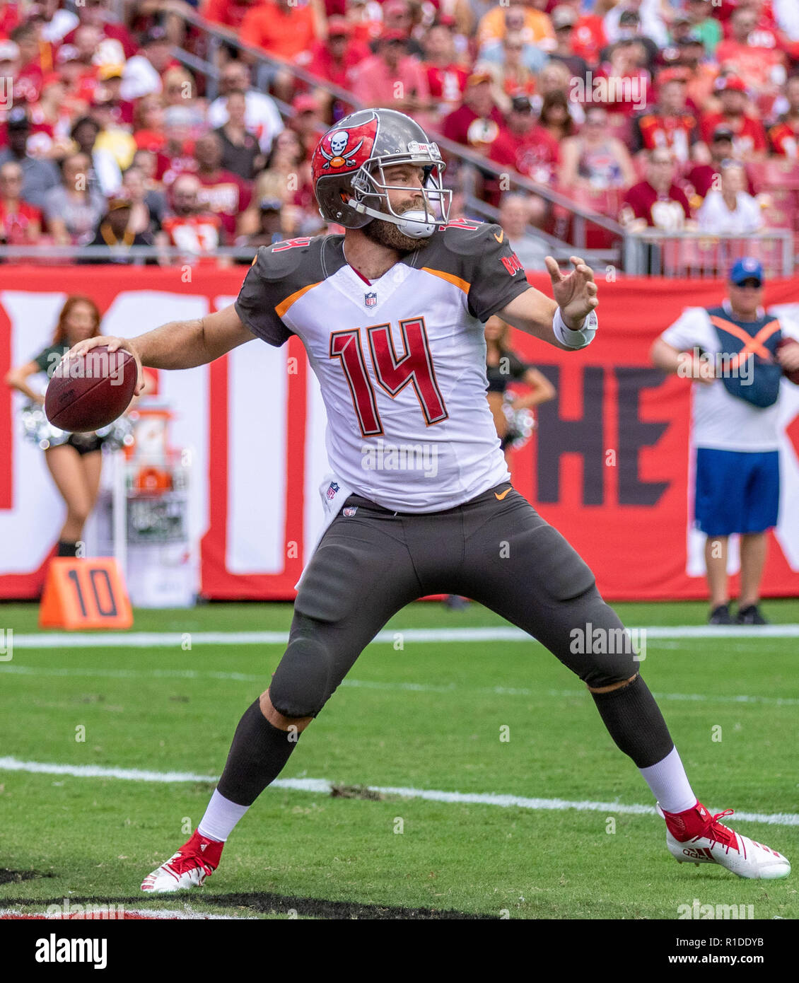 Tampa Florida Usa 11th Nov 2018 Tampa Bay Buccaneers Quarterback Ryan Fitzpatrick 14 Throws A Pass From His Own End Zone In The 2nd Half During The Game Between The Washington Redskins