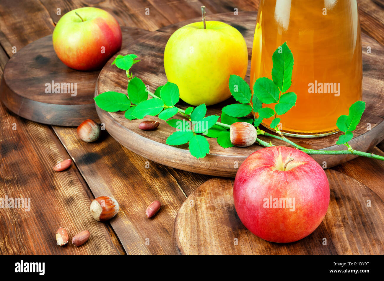 Wooden table rustic hi-res stock photography and images - Alamy
