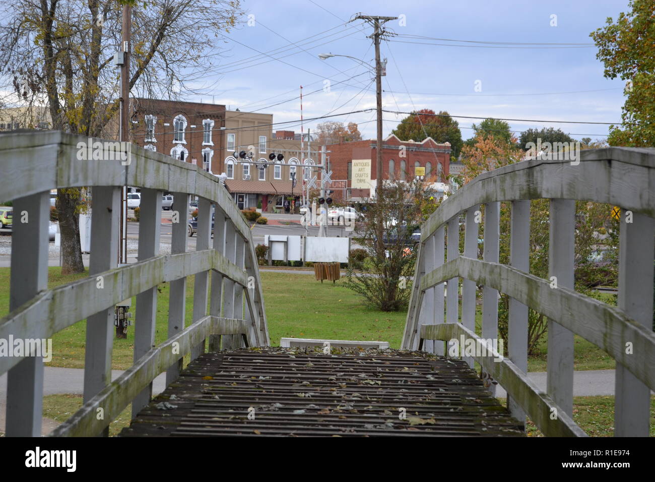 view of downtown sweetwater tn from the Sweetwater Duck Park Stock Photo