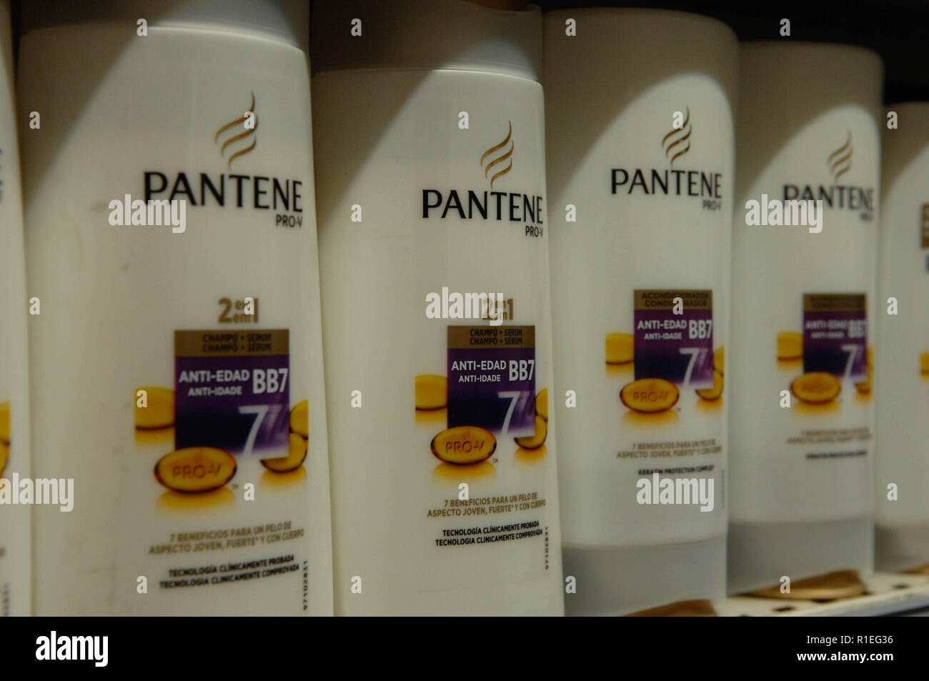 Containers of Pantene Products Editorial Photography - Image of