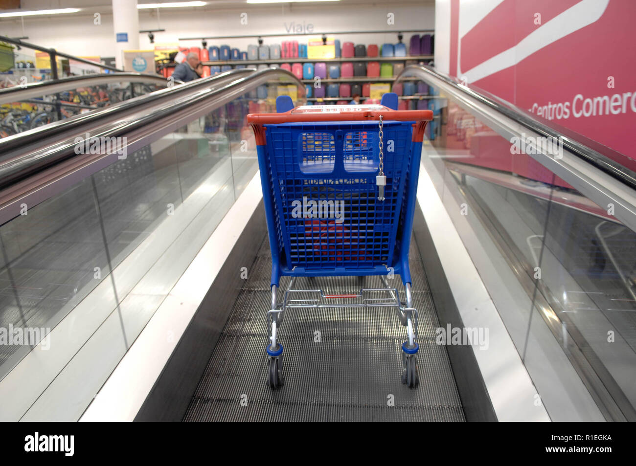 Shopping Trolley Escalator High Resolution Stock Photography and Images