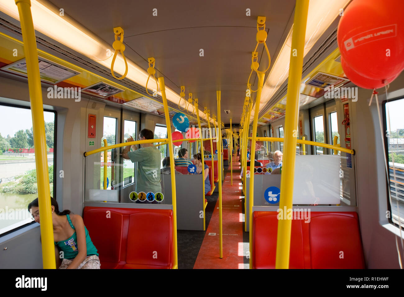 Wien, Bau der U-Bahn U2, Tag der Offenen Tür, Pulikumsfahrten Stock Photo