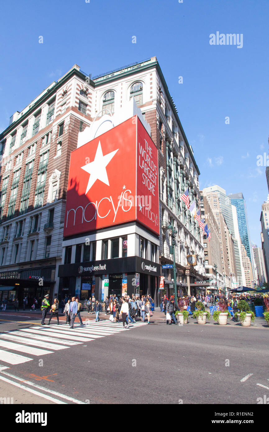 Macy's department store , Herald Square, New York City, United States of America Stock Photo Alamy