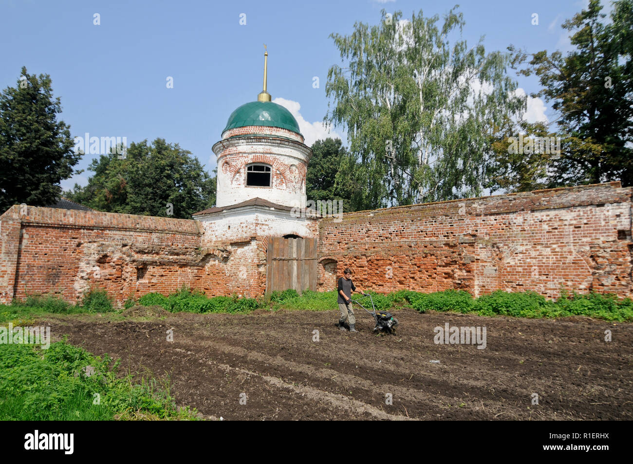 Rizopolozhensky ('Deposition of the Robe') monastery, Suzdal, Russia Stock Photo