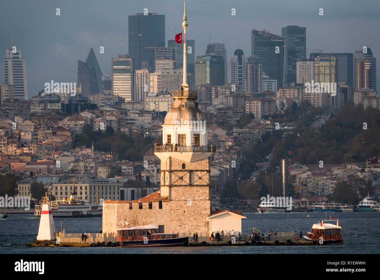Maiden's Tower (Kız Kulesi) former lighthouse on the Bosphorus in Istanbul, Turkey Stock Photo