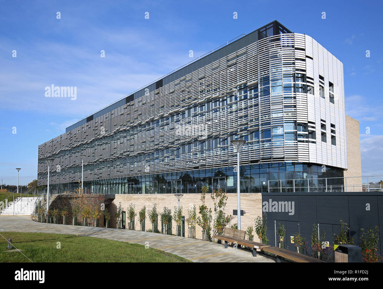 The new Quadram Institute building in the Norwich Research Park. Performs cutting-edge food and bioscience research and endoscopy services. Stock Photo