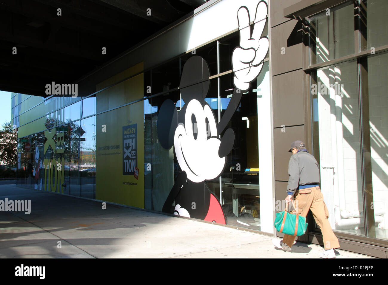 Micky Maus High Resolution Stock Photography And Images Alamy