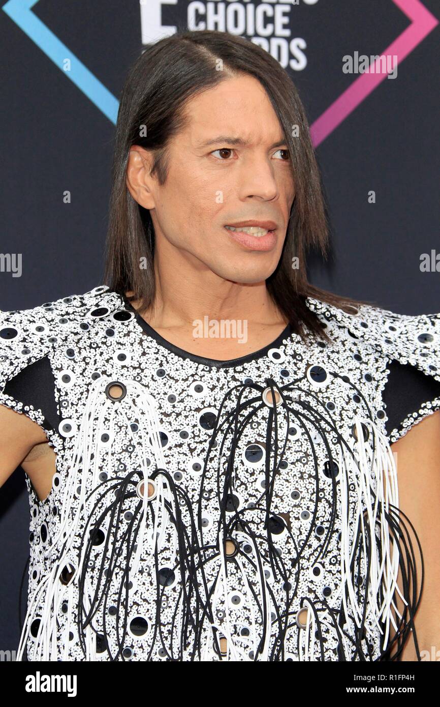 Gonzalez at arrivals for The E! People's Choice Awards 2018