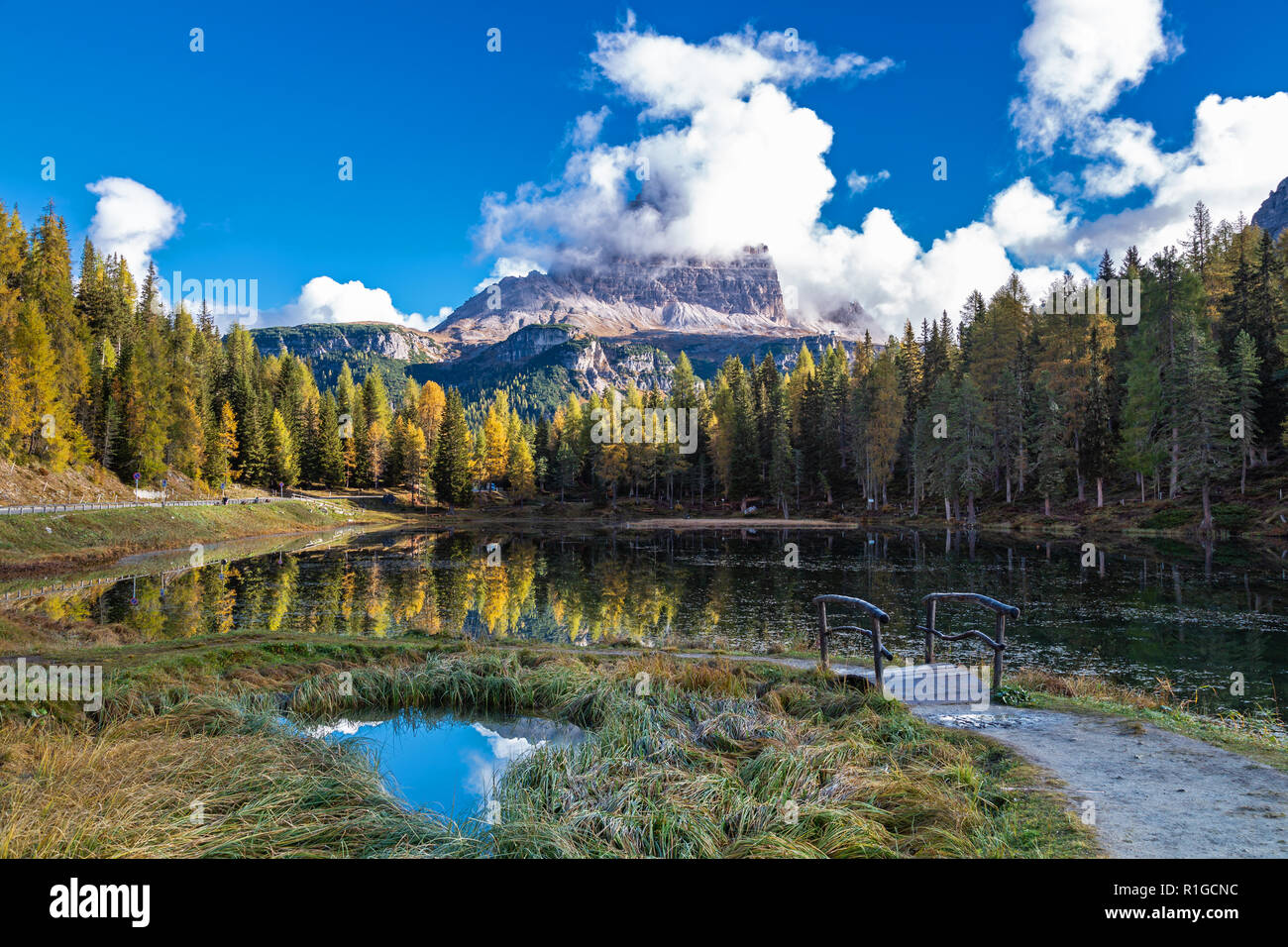 Lago antorno hi-res stock photography and images - Alamy