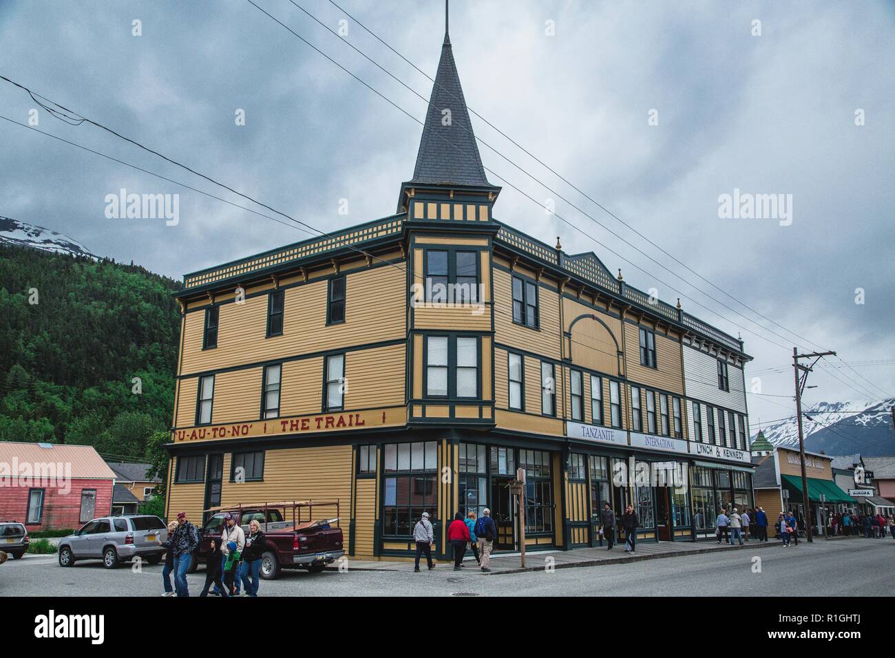 Native American store The Trail in Skagway Stock Photo Alamy