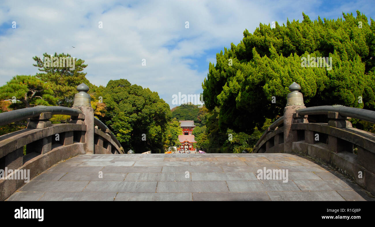 Tsurugaoka Hachimangu Sancturary in Kamakura seen from the old Taiko Bridge Stock Photo