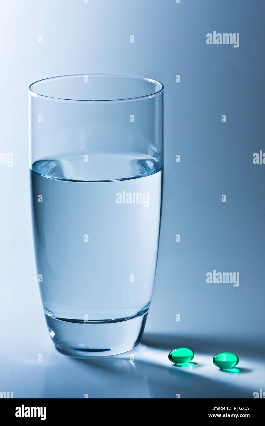 Ibuprofen tablet hires stock photography and images Alamy