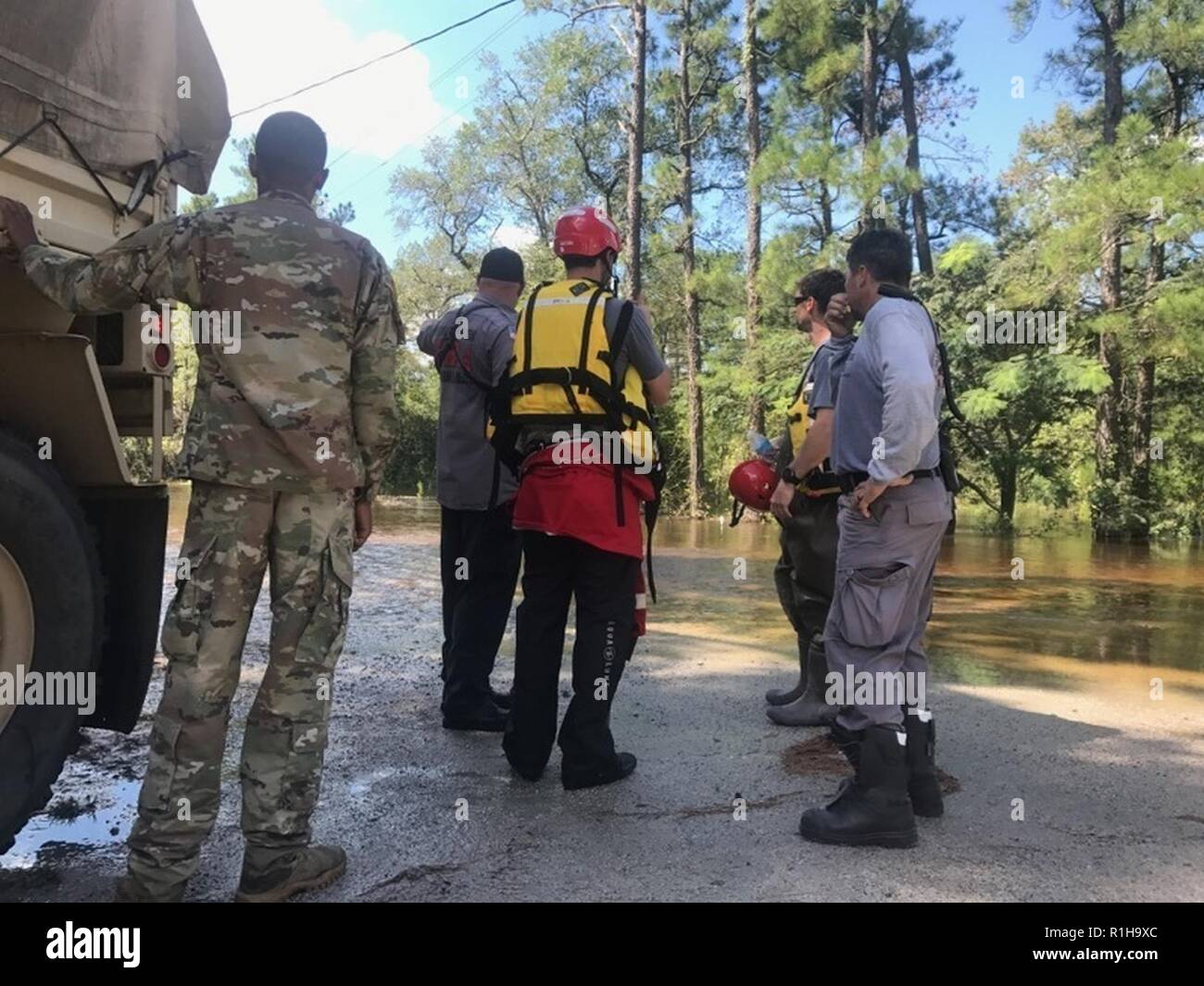1 118 infantry battallion hi-res stock photography and images - Alamy