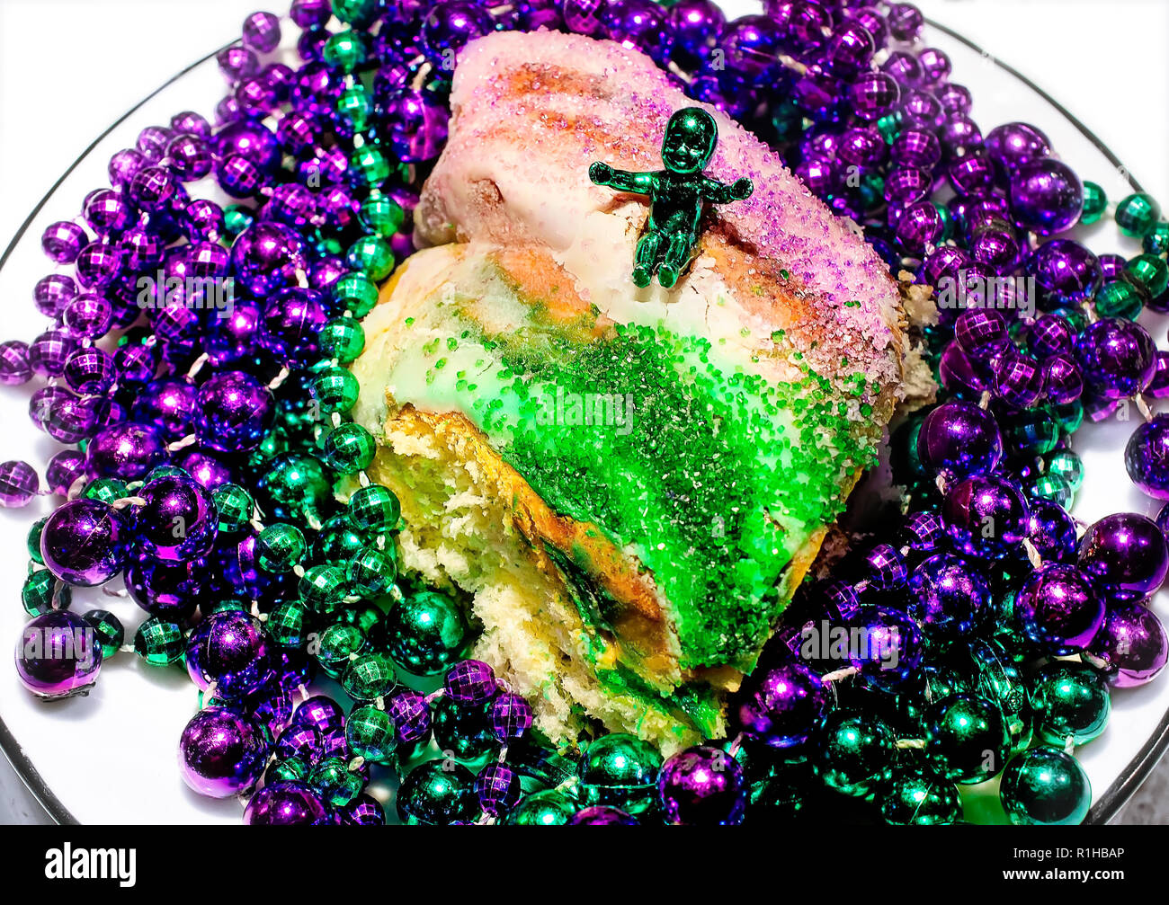 cake for mardi gras