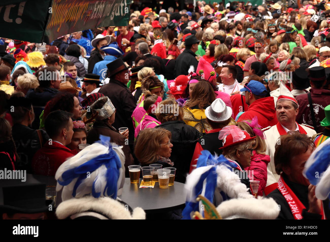 Karnivals Feier am Münzplatz in Koblenz, zum 11.11.18 / Carnival celebration / festival at the Muenzplatz in Coblenz, taken on the 11.11.18 Stock Photo