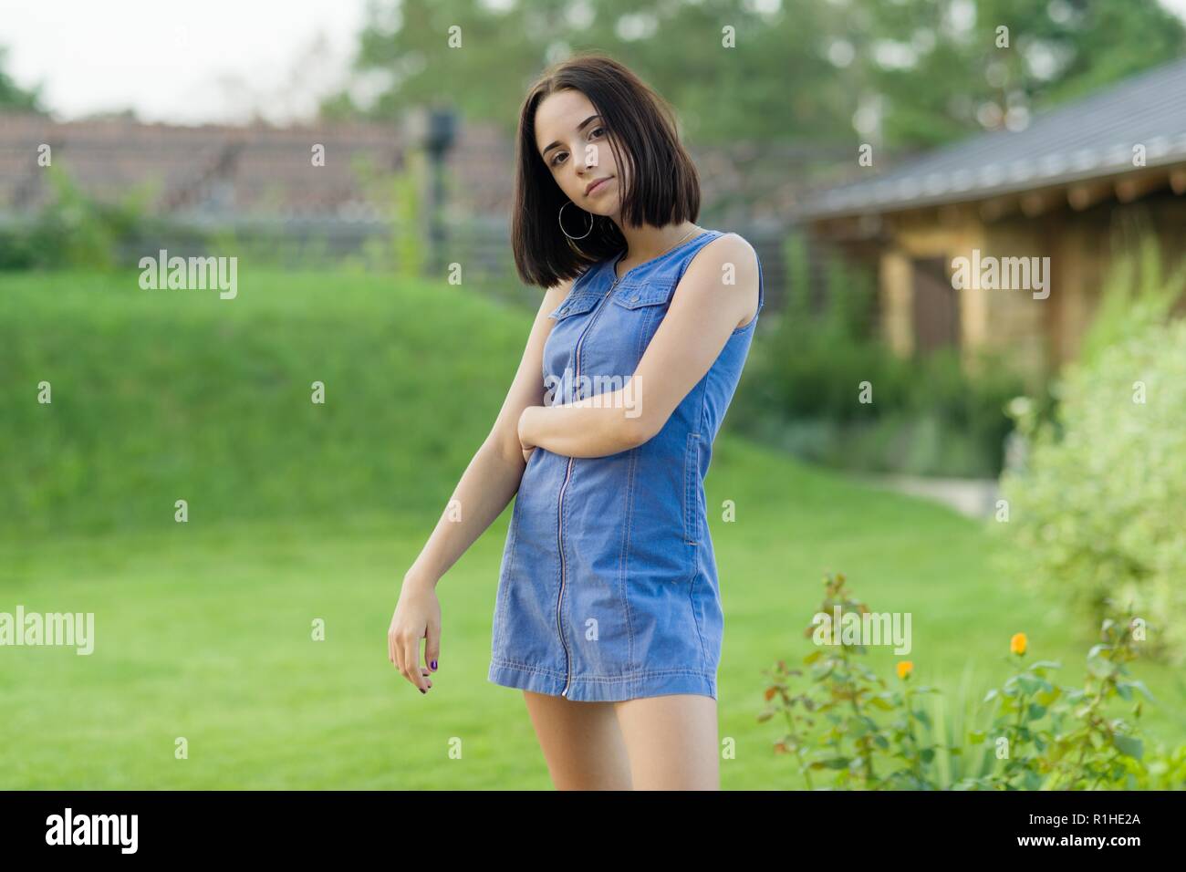 16 year old little girls Outdoor portrait of a pretty young girl 16 years old Stock Photo - Alamy