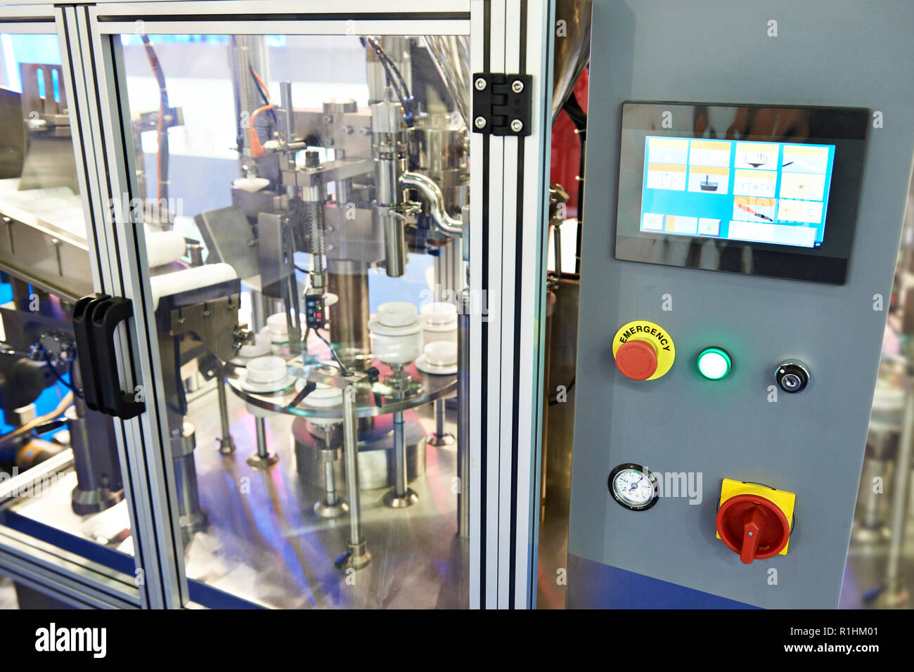 Filling Machine Control Panel Bottling assembly line control panel hi-res stock photography and ...
