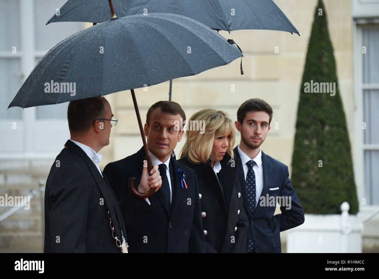 November 11, 2018 - Paris, France: French President Emmanuel Macron and his  wife Brigitte Macron prepare to welcome foreign leaders to join the  Armistice Day commemoration. Plus de 60 chefs d'Etat et