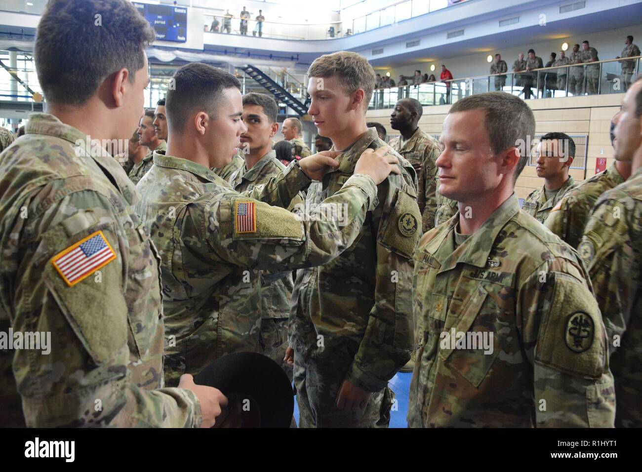 Air assault graduation hi-res stock photography and images - Alamy