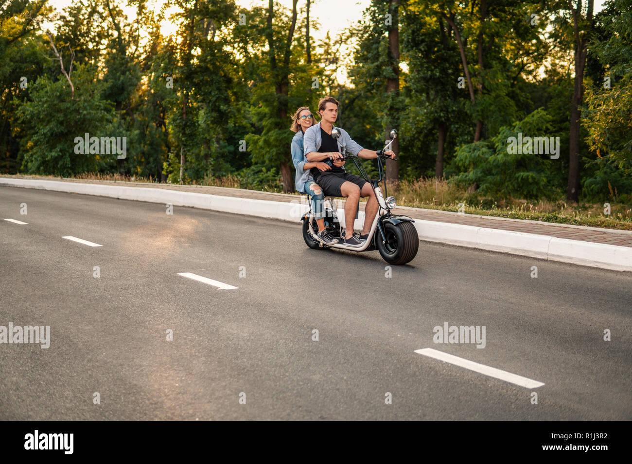 Moped dating