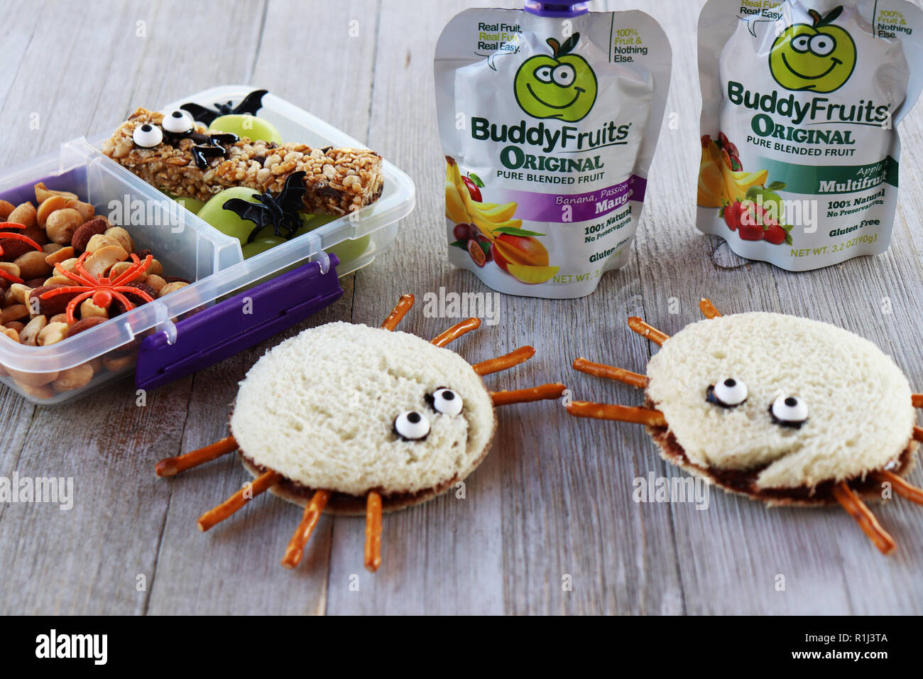 A spooky Halloween school lunch with Buddy Fruits Stock Photo