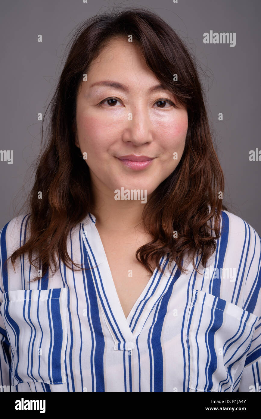 Asian woman face make up hi-res stock photography and images - Alamy