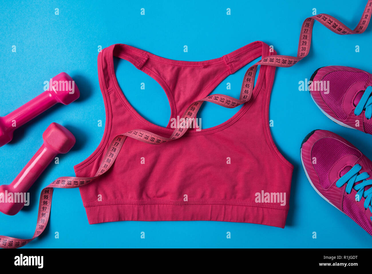 Pink bra hi-res stock photography and images - Page 3 - Alamy