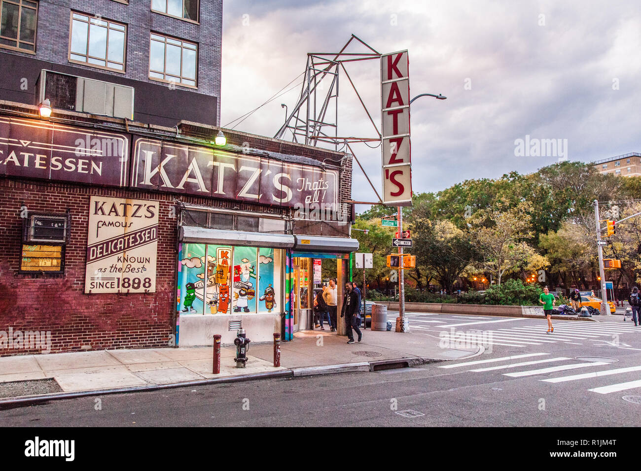 Katz Deli New York High Resolution Stock Photography And Images Alamy Katz Deli New York High Resolution Stock Photography And Images Alamy
