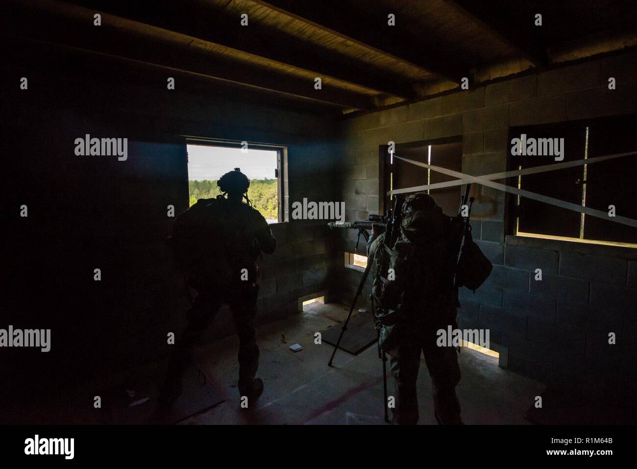 Two teams u s army hi-res stock photography and images - Alamy