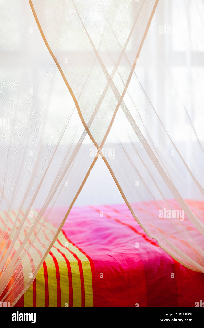 Colorful quilt hi-res stock photography and images - Alamy