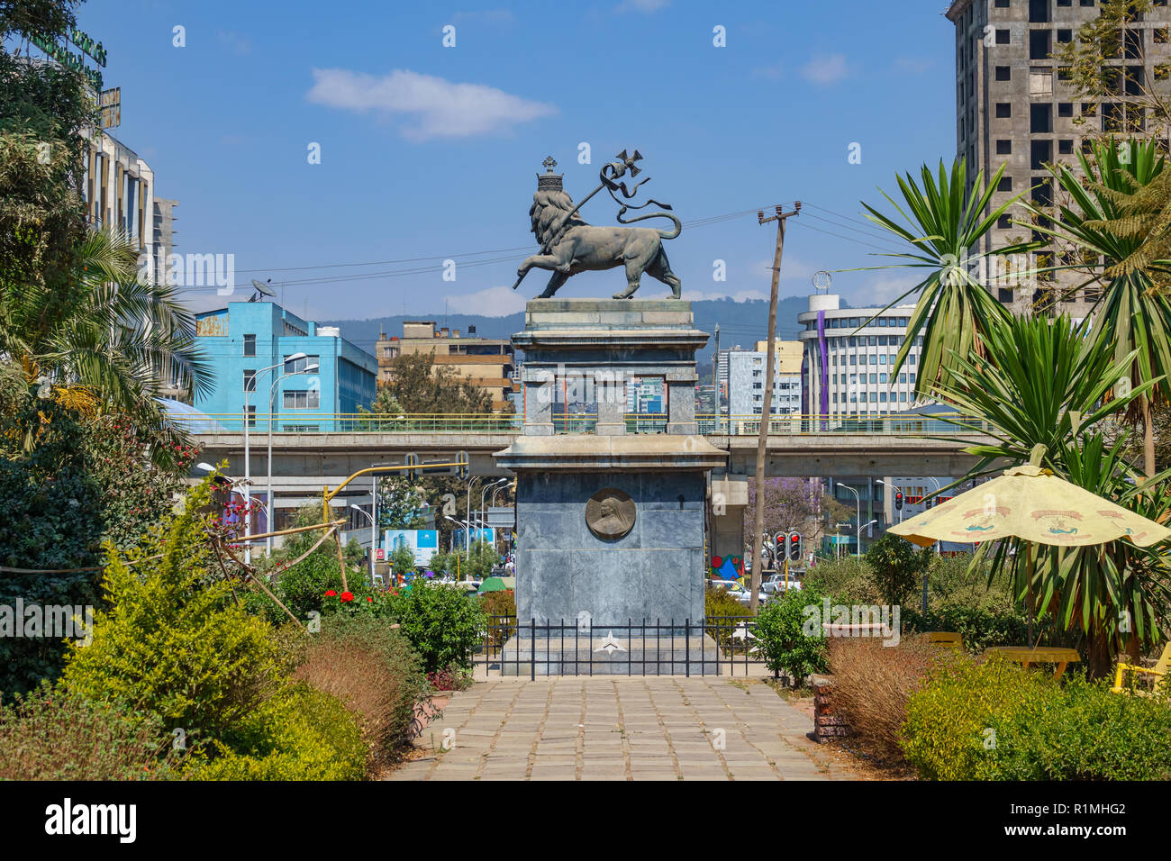 英10” Disciples (2) Prowling Lion / Return To Addis Ababa TOP001 Topatop /00200 Addis Ababa Ethiopia Lion Of Judah Stock Photo - Download