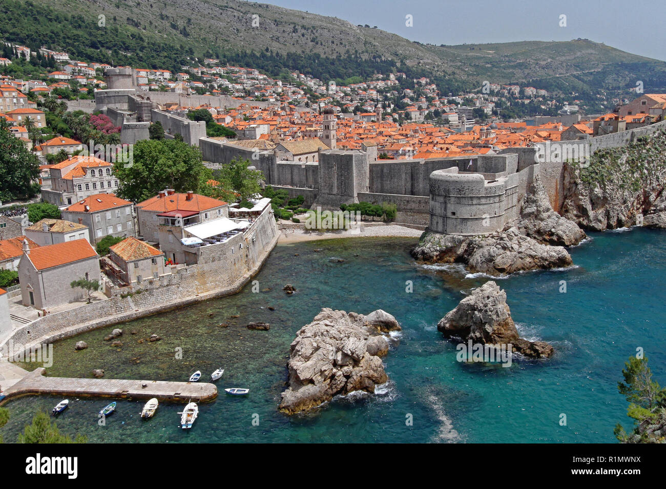 2010 Stone Walls Of Medieval Town In Dubrovnik Hi res Stock Photography 2010-stone-walls-of-medieval-town-in-dubrovnik-hi-res-stock-photography