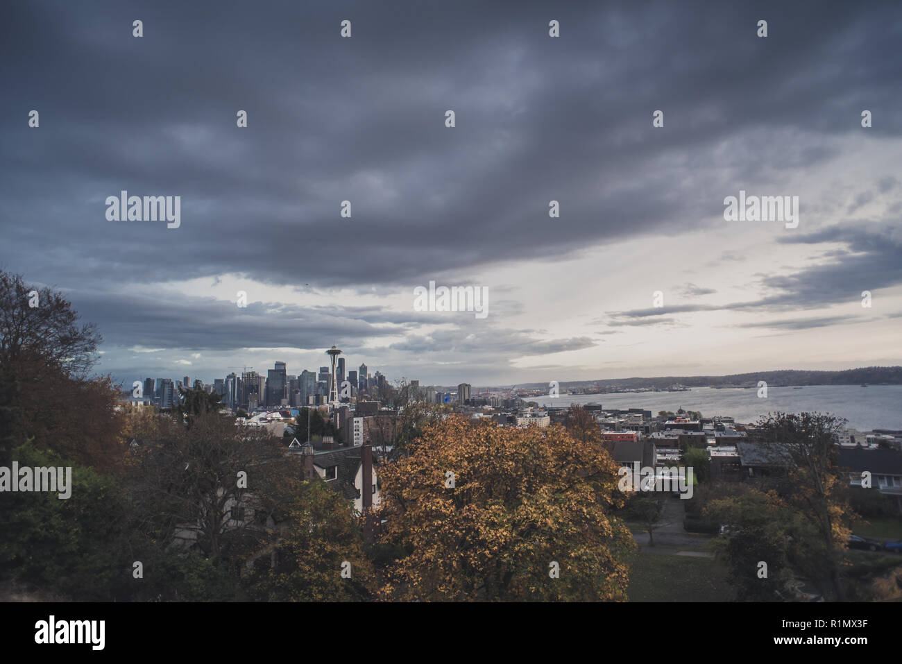 Seattle Hiking Waterfall High Resolution Stock Photography and Images ...