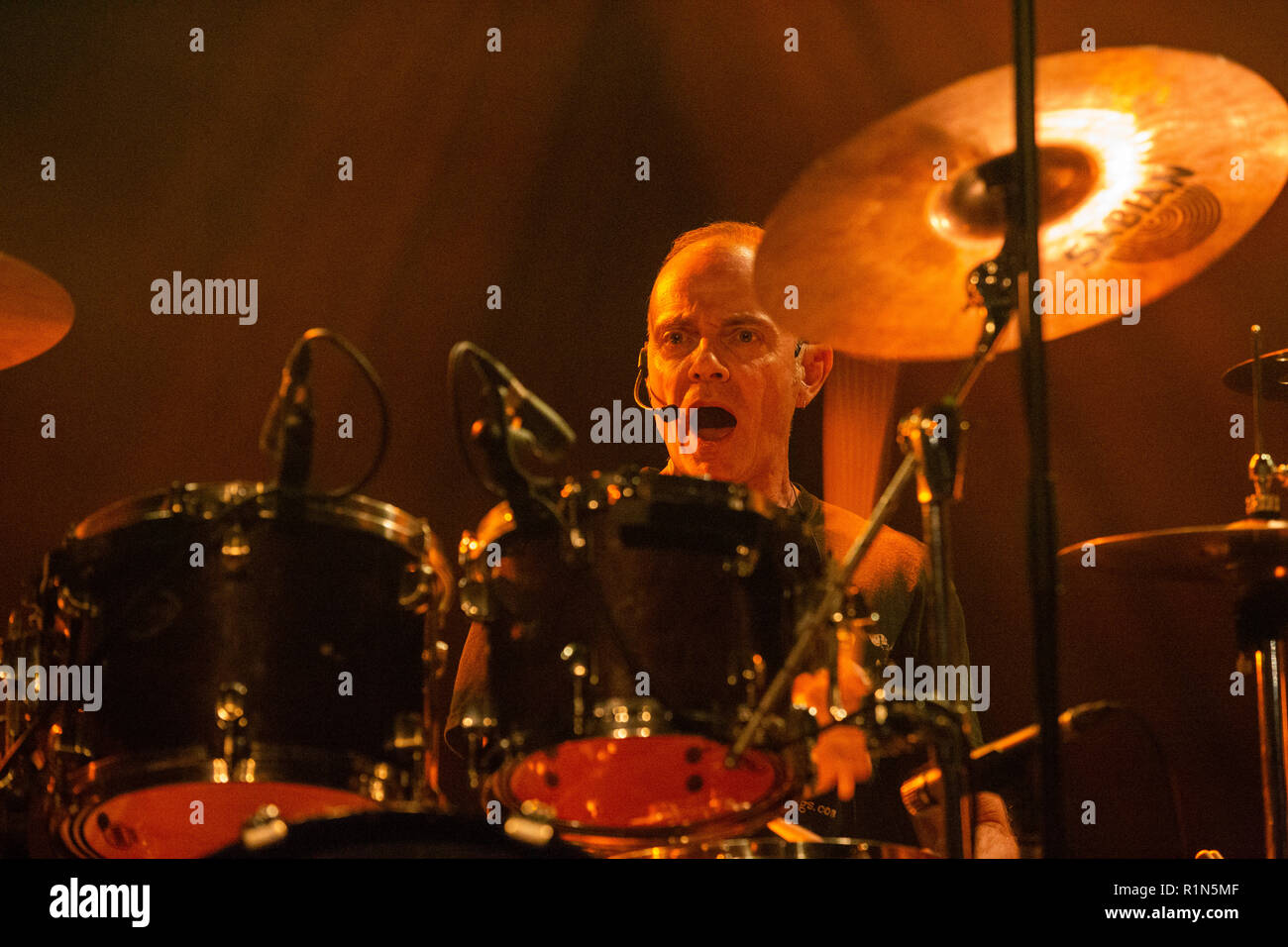 Paul ferguson drummer hires stock photography and images Alamy