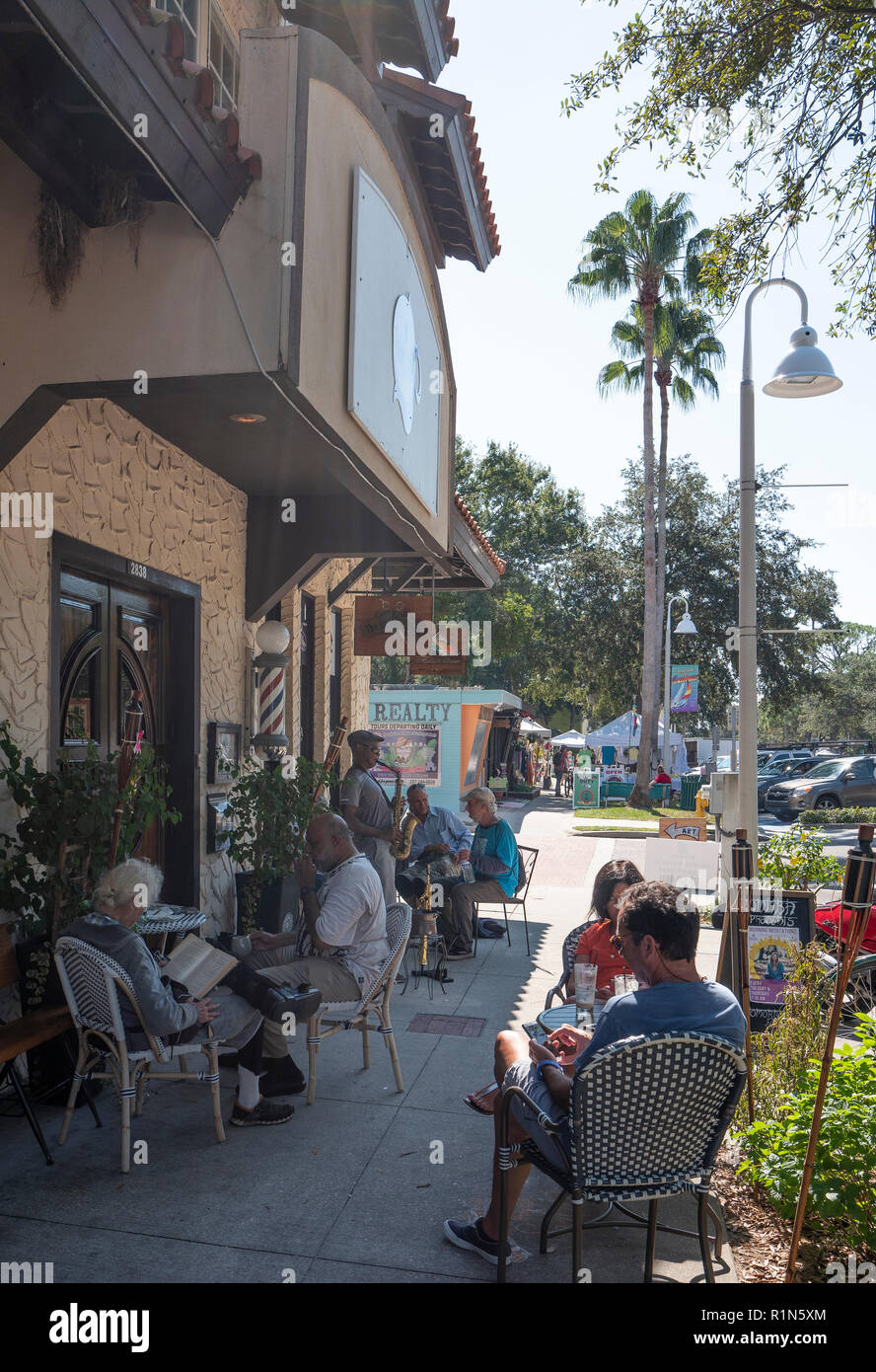 Gulfport, Florida, USA., Tuesday 30.10.18, Mid week, Market, Crafts, Food, Vegetables, © Peter