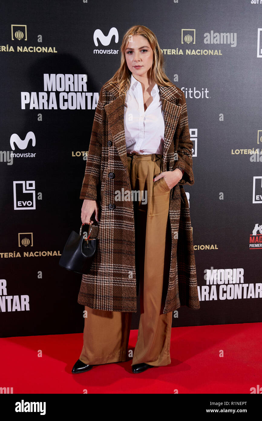 Paloma Bloyd attends to 'Morir para contar' film premiere during the